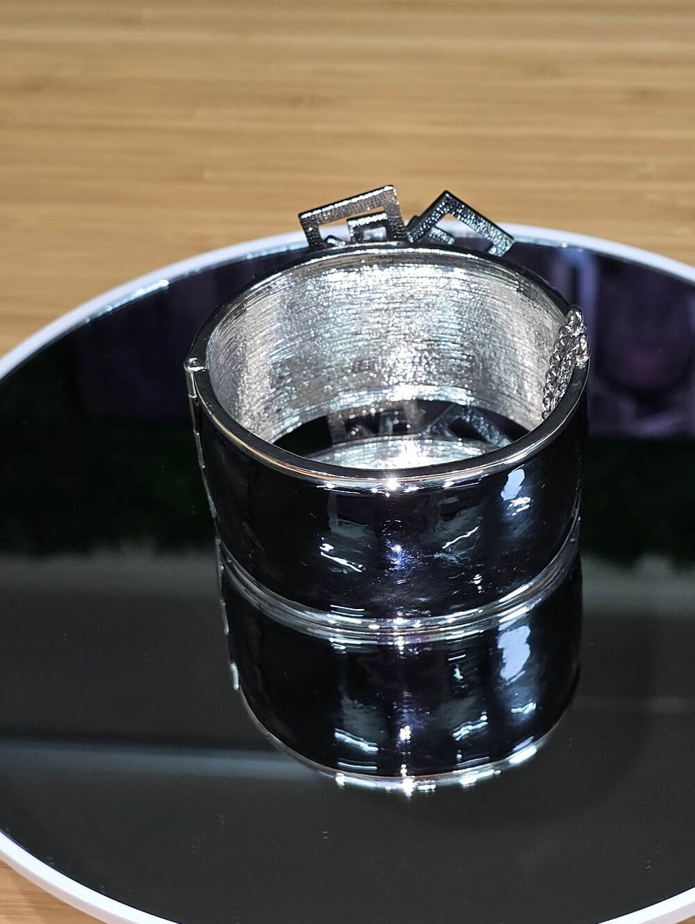 VALESKA Royal Roulette" Black Enamel and Clear Stone Bangle Bracelet - Picture 9 of 10